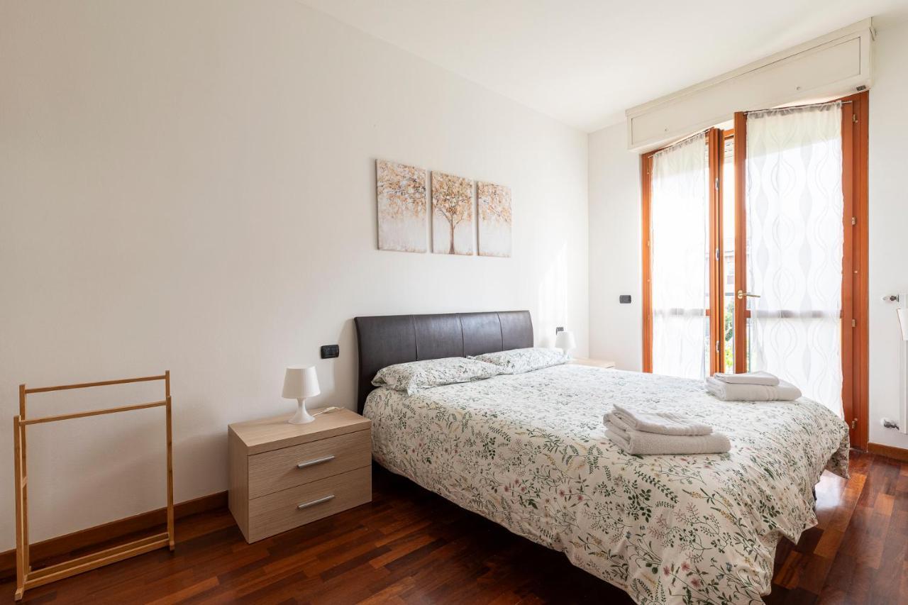 Casty Sweet Home - Parcheggio Privato Gratuito Milano Exteriör bild
