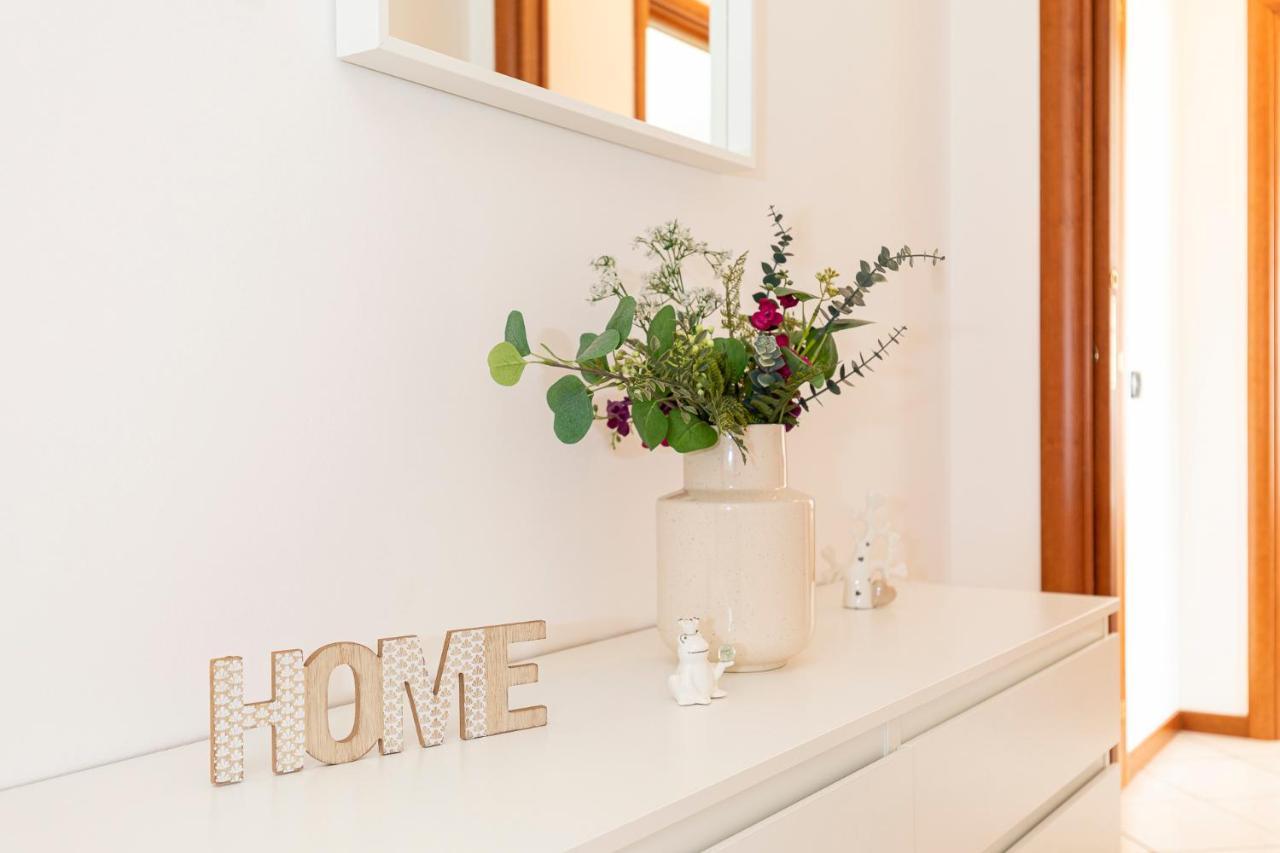Casty Sweet Home - Parcheggio Privato Gratuito Milano Exteriör bild